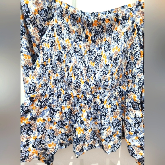 Smocked blouse from George. Never been worn! SIZE XL - Picture 4 of 7